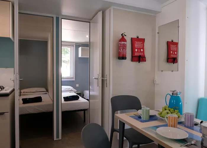 Happy Camp Mobile Homes In Village Bella Sardinia * サルキットゥ・クーリエリ