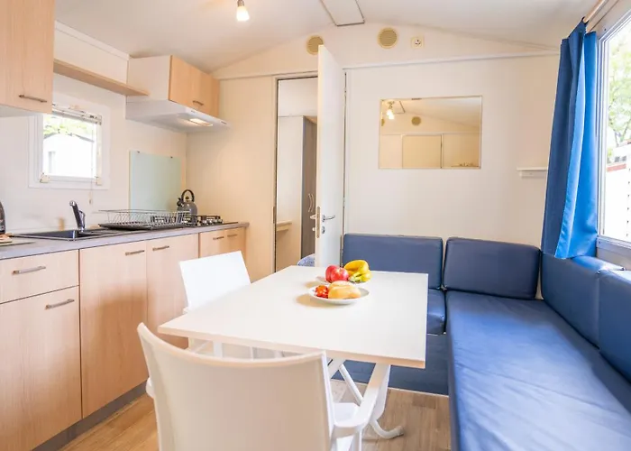 Kemping Happy Camp Mobile Homes In Village Bella Sardinia *